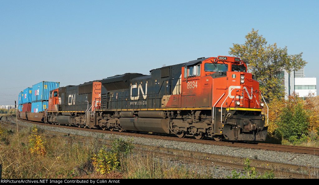 CN 8934